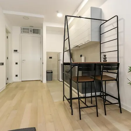 Atrium- A Blok Апартаменты Белград